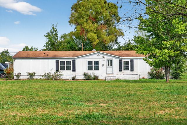 2600 Round Hill Rd, Lewisburg, TN 37091