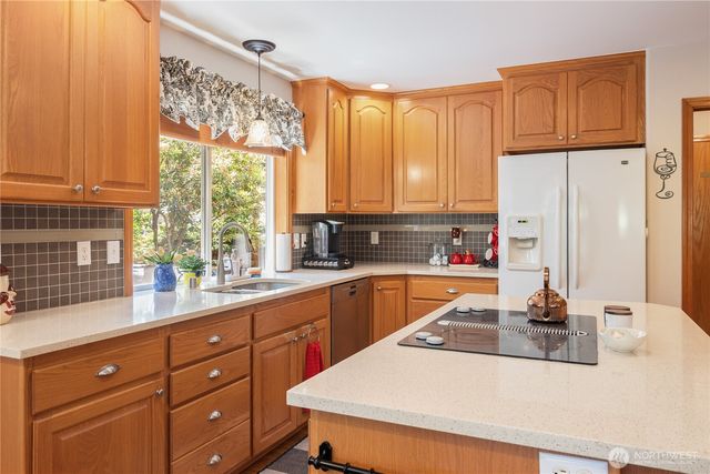 260 E Penzance Road, Shelton, WA 98584