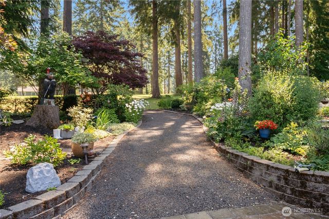 260 E Penzance Road, Shelton, WA 98584