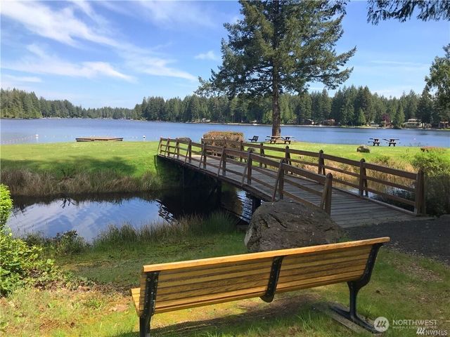 260 E Penzance Road, Shelton, WA 98584
