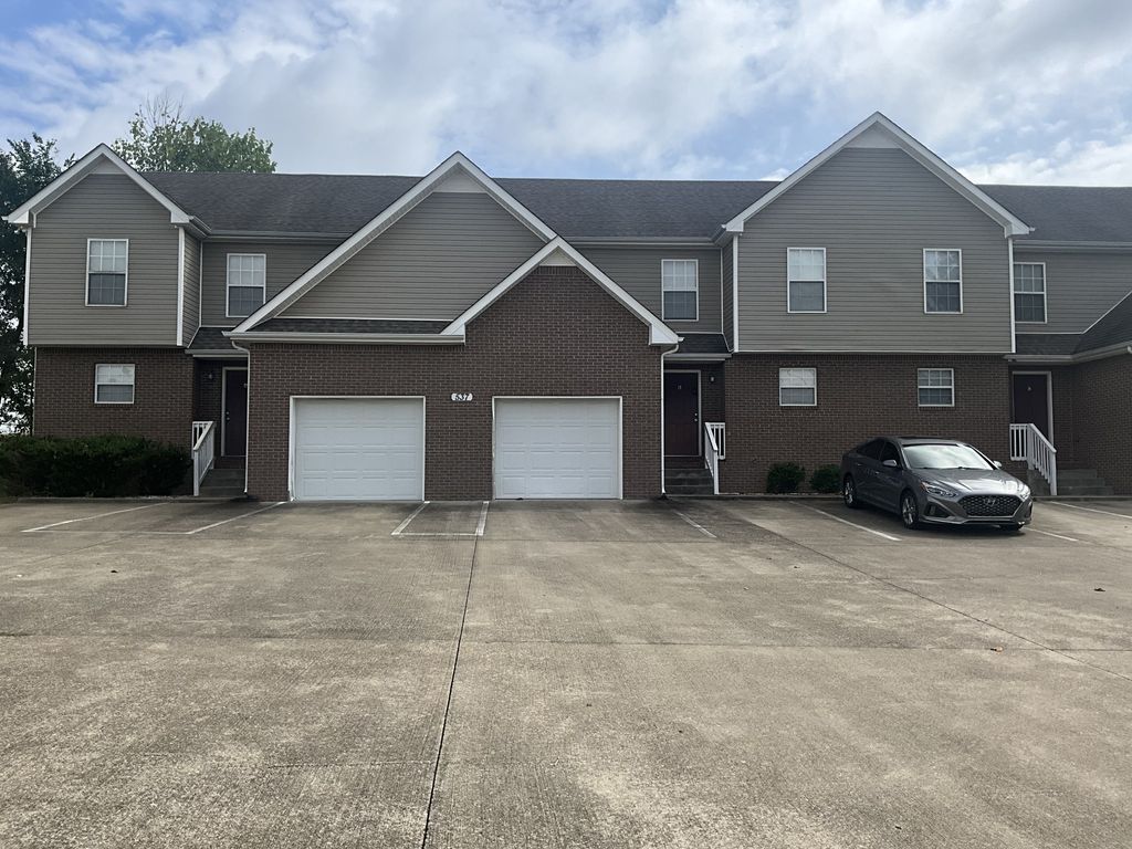 537 Patriot Park Ct Unit C And, Clarksville, TN 37042