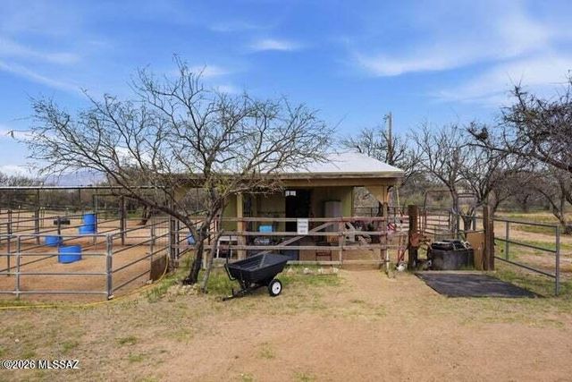 3023 W Clark Road, Benson, AZ 85602