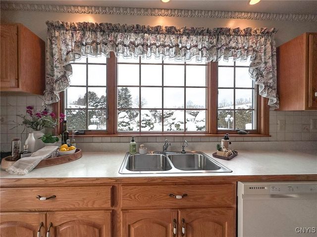 5621 Trenton Road, Deerfield, NY 13502