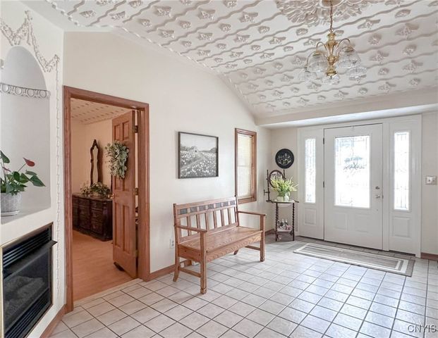 5621 Trenton Road, Deerfield, NY 13502