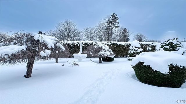 5621 Trenton Road, Deerfield, NY 13502