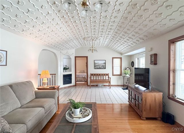 5621 Trenton Road, Deerfield, NY 13502