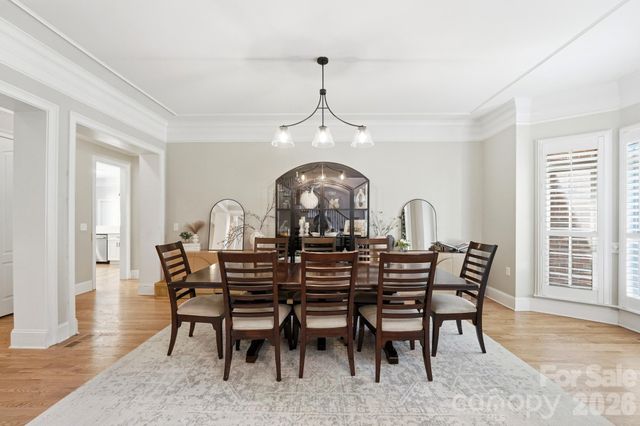 126 Whispering Cove Court, Mooresville, NC 28117