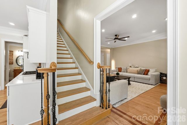 126 Whispering Cove Court, Mooresville, NC 28117