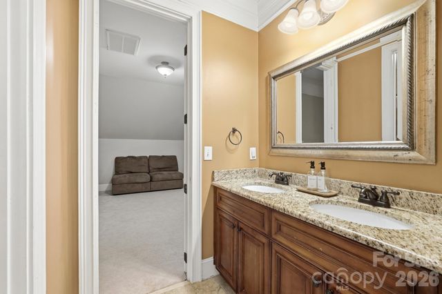 126 Whispering Cove Court, Mooresville, NC 28117