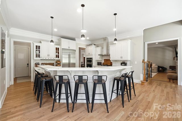 126 Whispering Cove Court, Mooresville, NC 28117