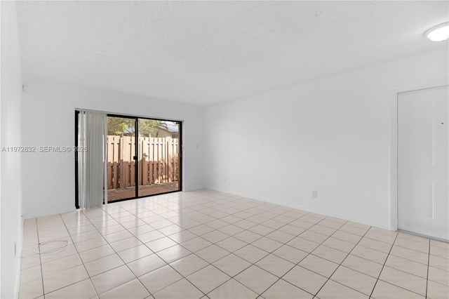 11522 SW 109th Rd 36W, Miami, FL 33176