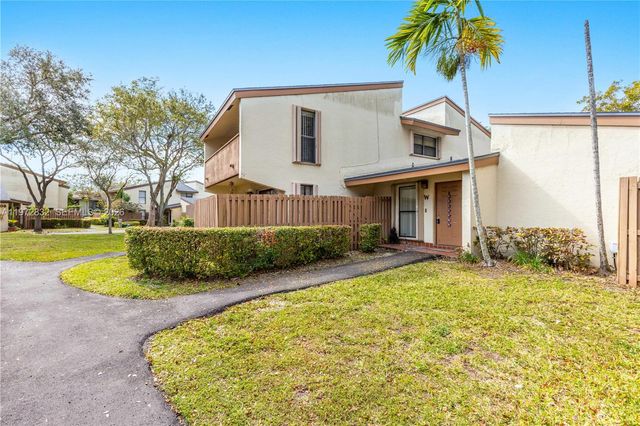 11522 SW 109th Rd 36W, Miami, FL 33176