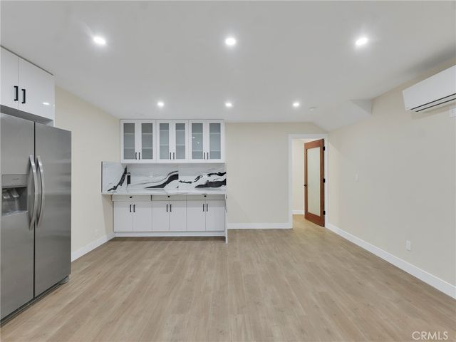 4532 Ensenada, Woodland Hills, CA 91364