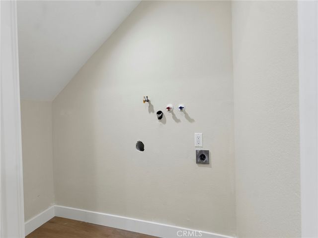 4532 Ensenada, Woodland Hills, CA 91364