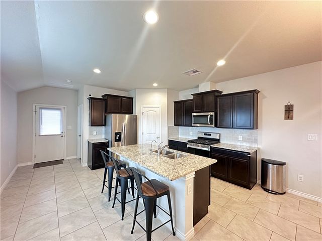 7649 Herd Rider, Corpus Christi, TX 78414