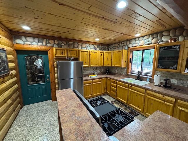 7584 Railroad Grade, Nester Twp, MI 48624