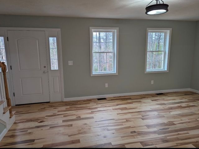 508 Old County Rd., Wales, MA 01081