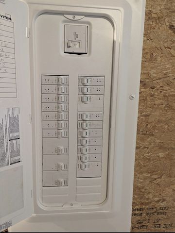 508 Old County Rd., Wales, MA 01081