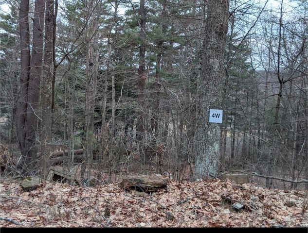 508 Old County Rd., Wales, MA 01081