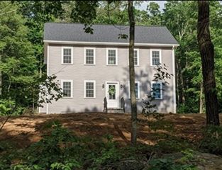 508 Old County Rd., Wales, MA 01081