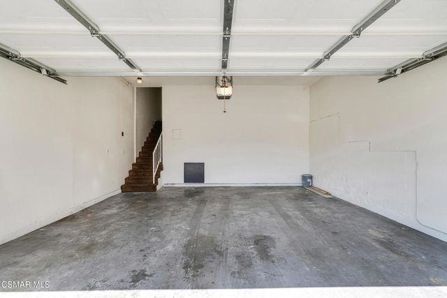 19545 Sherman Way 17, Reseda, CA 91335