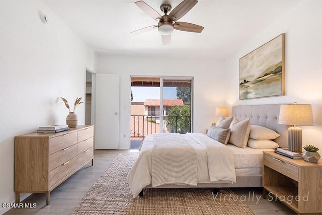 19545 Sherman Way 17, Reseda, CA 91335