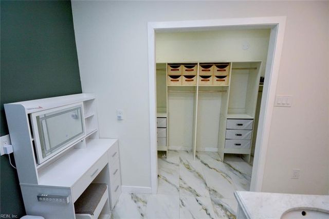 1549 Edgewater DR, Virginia Beach, VA 23464