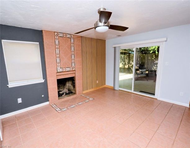 1549 Edgewater DR, Virginia Beach, VA 23464