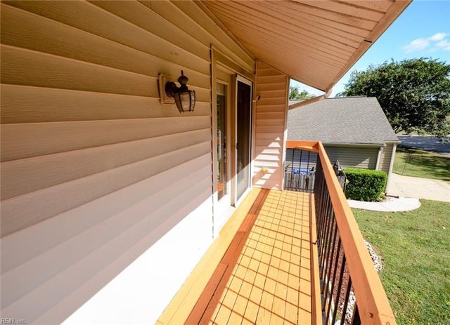 1549 Edgewater DR, Virginia Beach, VA 23464