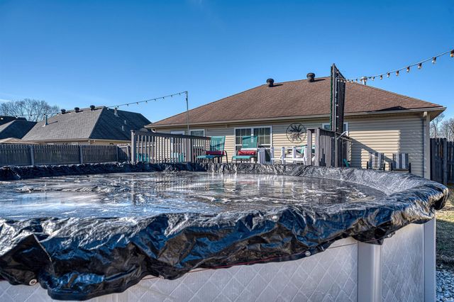 10311 Anchor Way, Evansville, IN 47725