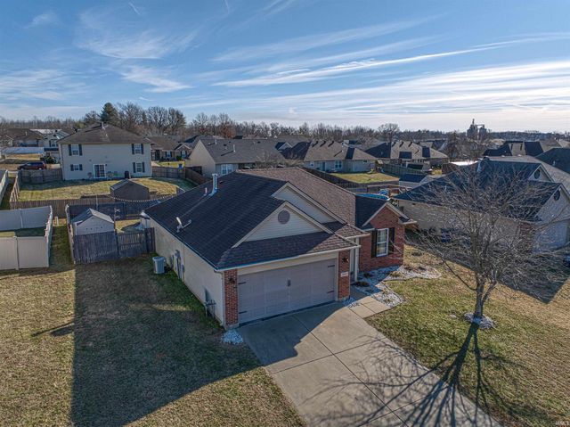 10311 Anchor Way, Evansville, IN 47725