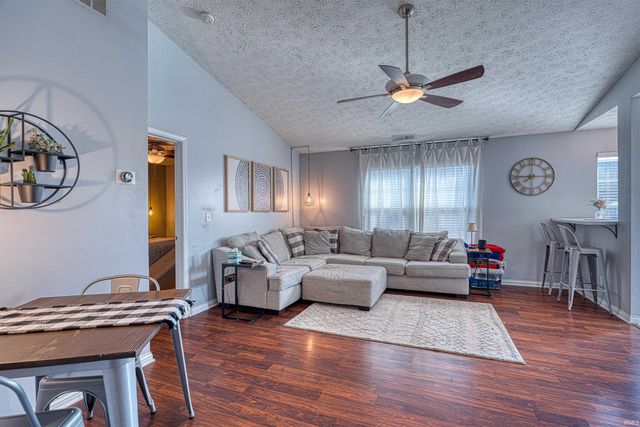 10311 Anchor Way, Evansville, IN 47725