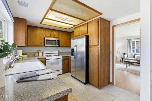 6091 Irena Avenue, Camarillo, CA 93012