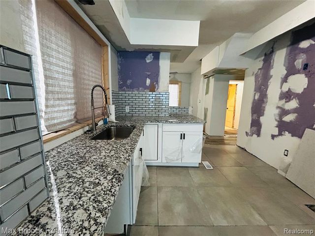 1540 Atkinson Street, Detroit, MI 48206