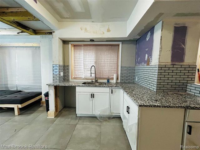 1540 Atkinson Street, Detroit, MI 48206