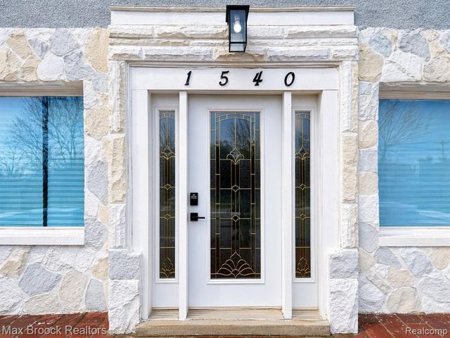 1540 Atkinson Street, Detroit, MI 48206