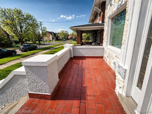 1540 Atkinson Street, Detroit, MI 48206