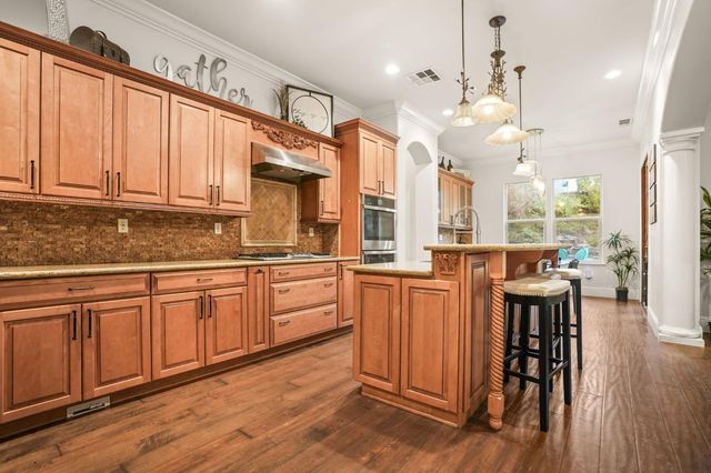 652 Glen-Mady Way, Folsom, CA 95630