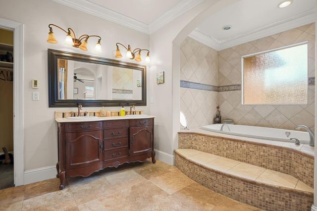 652 Glen-Mady Way, Folsom, CA 95630