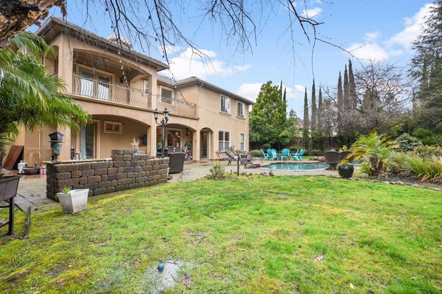 652 Glen-Mady Way, Folsom, CA 95630