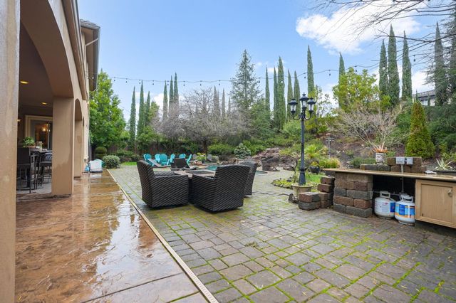 652 Glen-Mady Way, Folsom, CA 95630