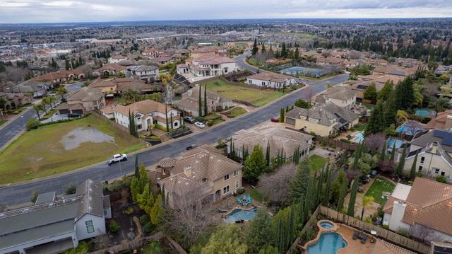 652 Glen-Mady Way, Folsom, CA 95630