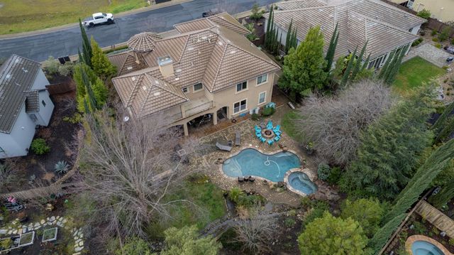 652 Glen-Mady Way, Folsom, CA 95630