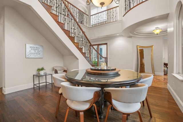 652 Glen-Mady Way, Folsom, CA 95630