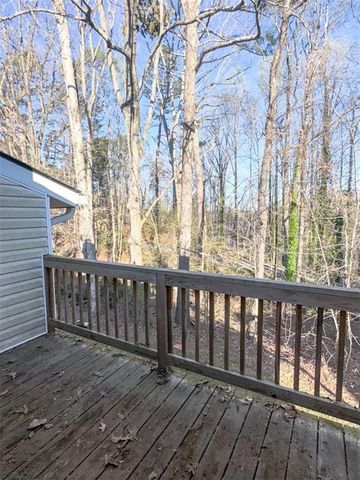 2498 Hidden Cove Court, Gainesville, GA 30501