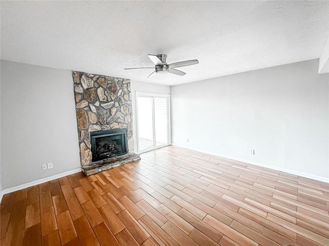 2498 Hidden Cove Court, Gainesville, GA 30501