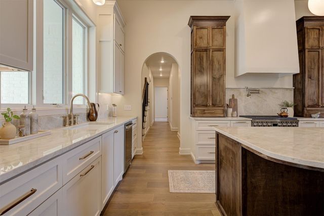 2297 Summit Circle, Blanchard, OK 73010