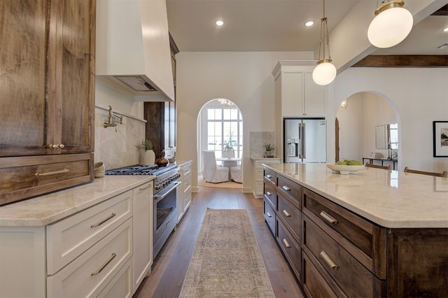 2297 Summit Circle, Blanchard, OK 73010