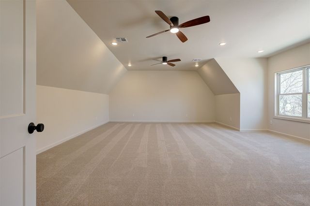 2297 Summit Circle, Blanchard, OK 73010