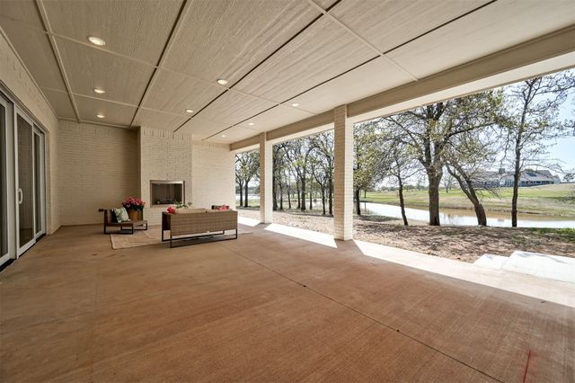 2297 Summit Circle, Blanchard, OK 73010